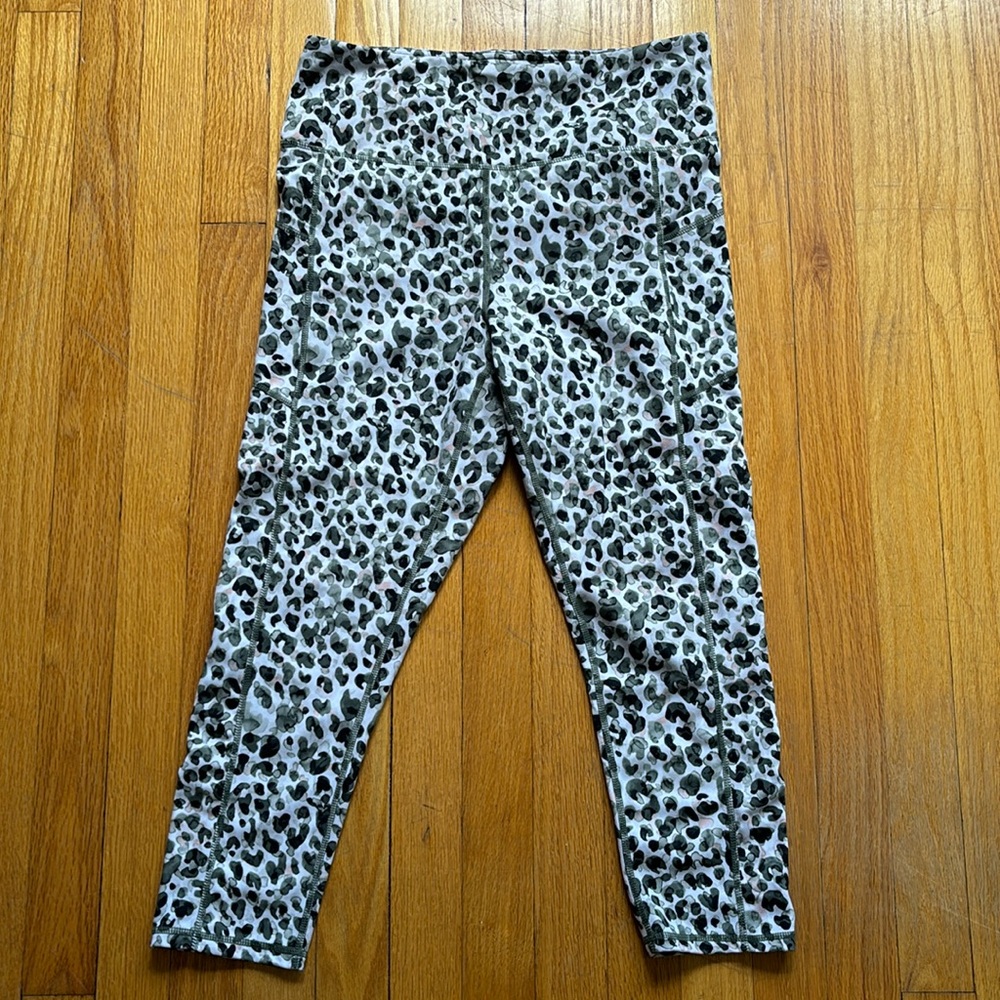 GAIAM White Patterned Capri Leggings